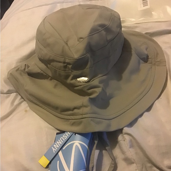 Oh Sunny gray fisherman bucket hat with arm covers & bag carrier NWT - Picture 4 of 9